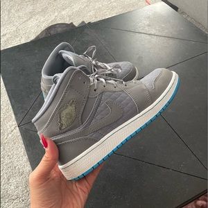 Grey Nike Dunks with Ribbon Laces Size Women 8.5/Youth 6